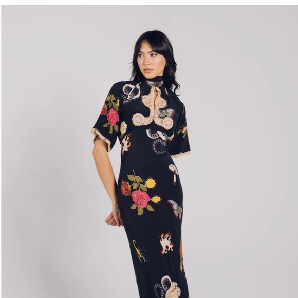 LENNI Xeno Print Maxi Dress! - Picture 3 of 14